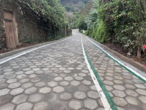 Prefeitura entrega pavimentação histórica da Avenida Coriolano no Recanto do Sossego soaquinoticias